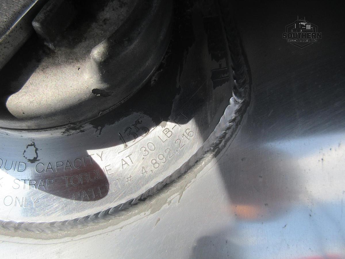 Used 2021 PETERBILT 567