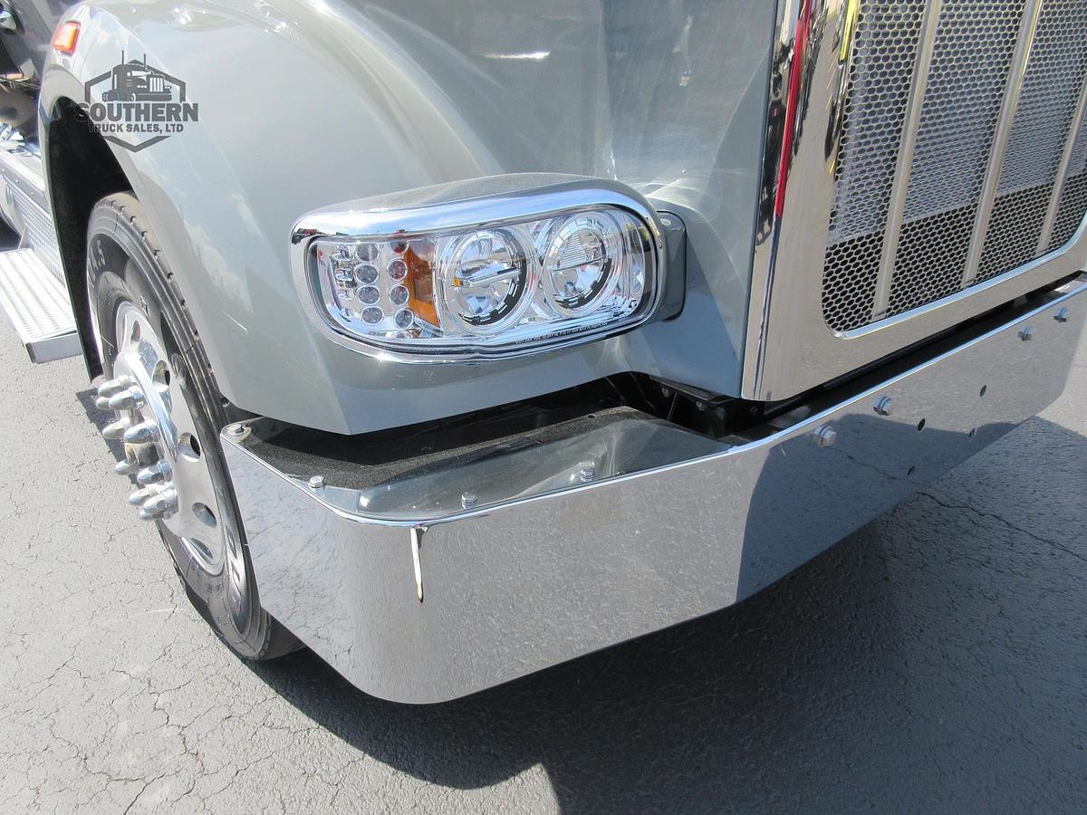 Used 2023 PETERBILT 567