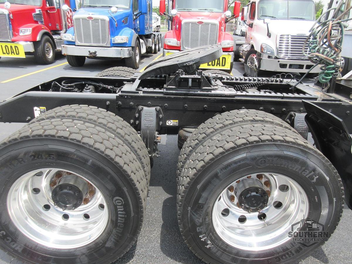 Used 2023 PETERBILT 567