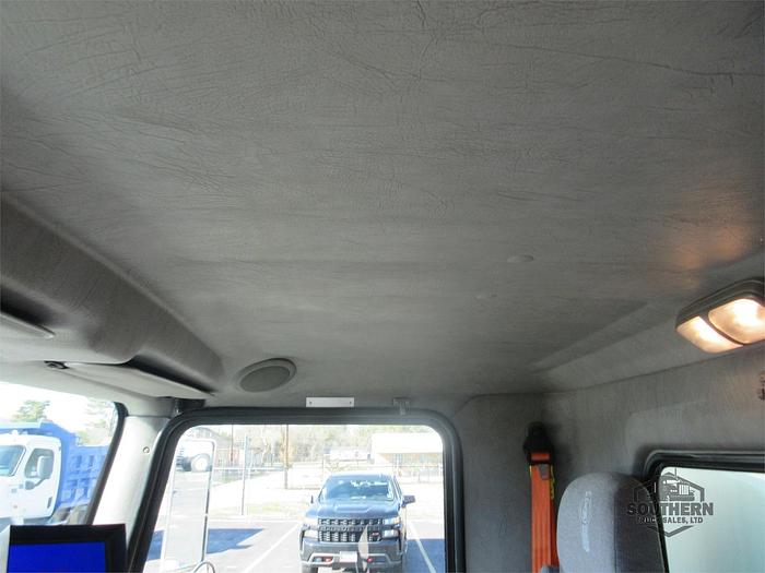 Used 2021 KENWORTH T270