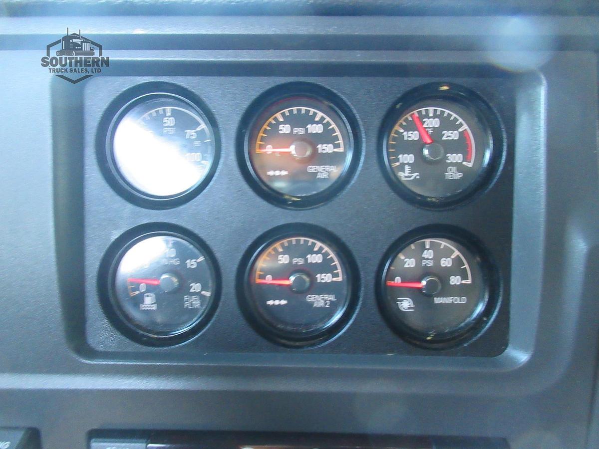 Used 2023 PETERBILT 567