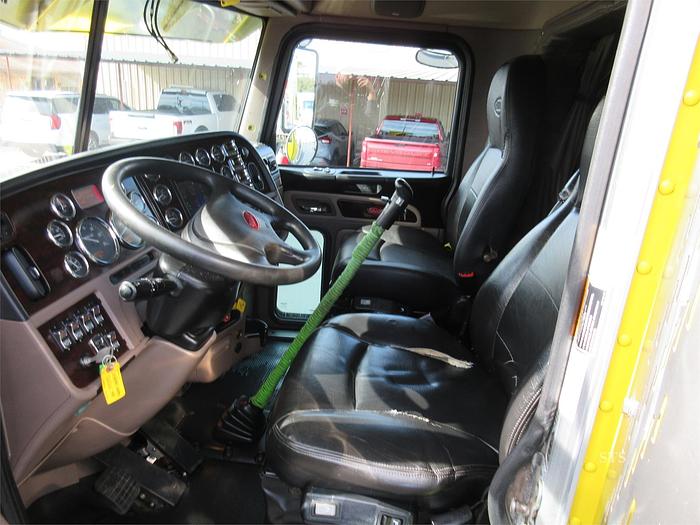 Used 2020 PETERBILT 389