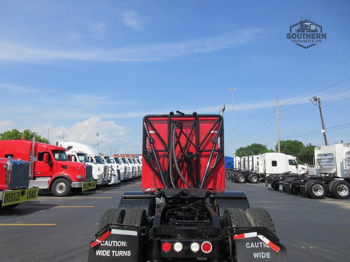 Used 2014 KENWORTH T800