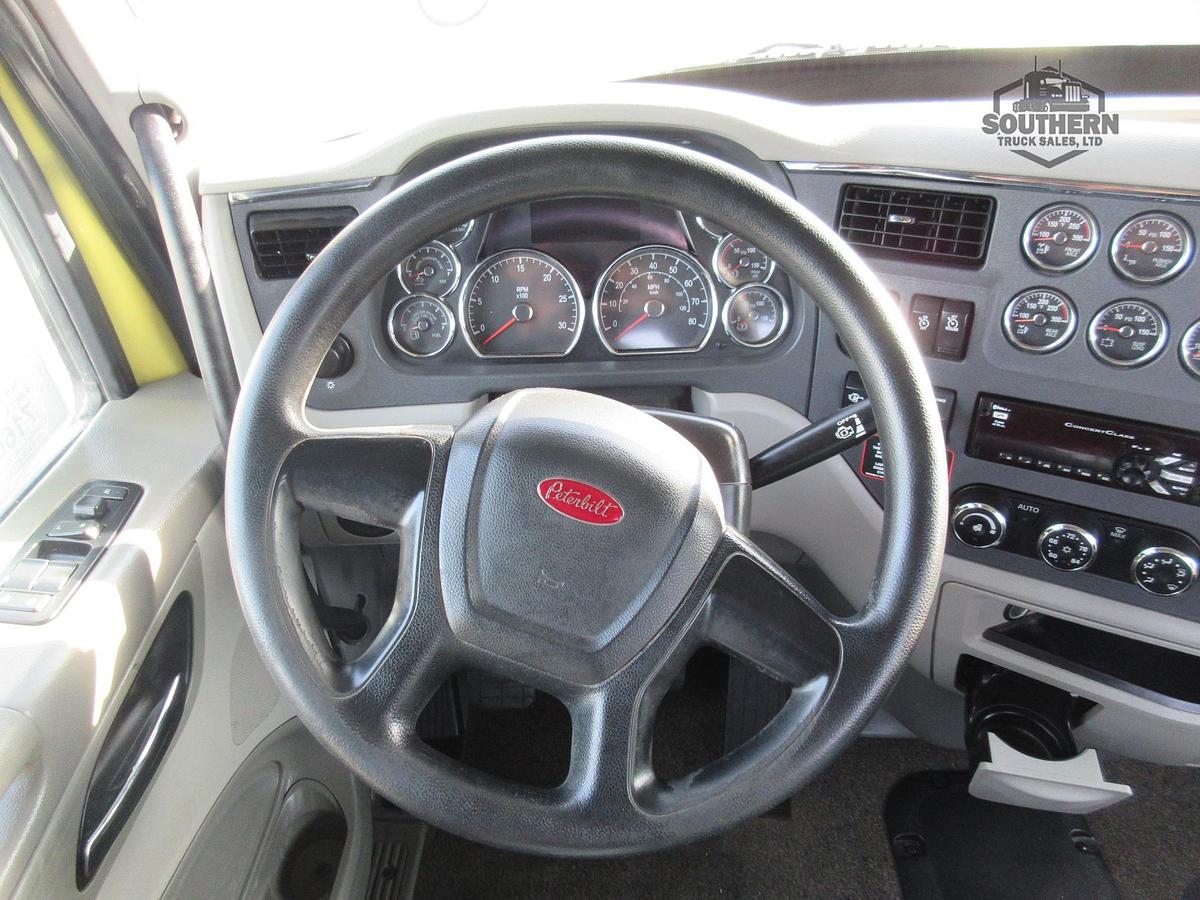 Used 2020 PETERBILT 567