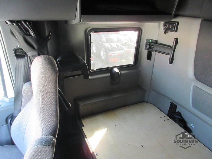 Used 2020 INTERNATIONAL LT