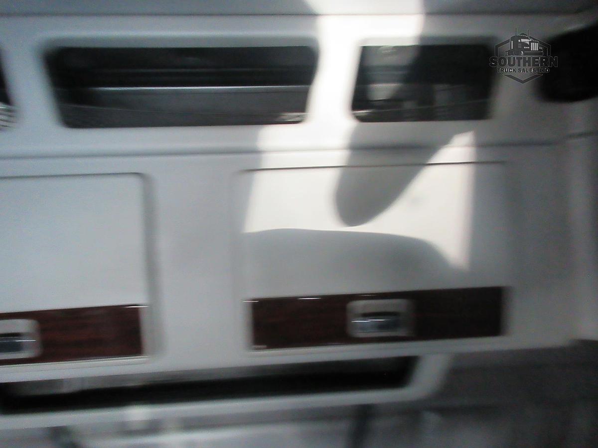 Used 2019 PETERBILT 389