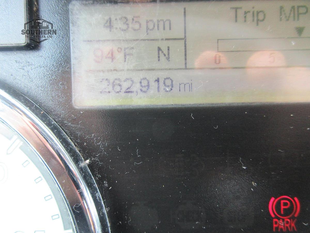 Used 2018 FREIGHTLINER CORONADO 122 SD