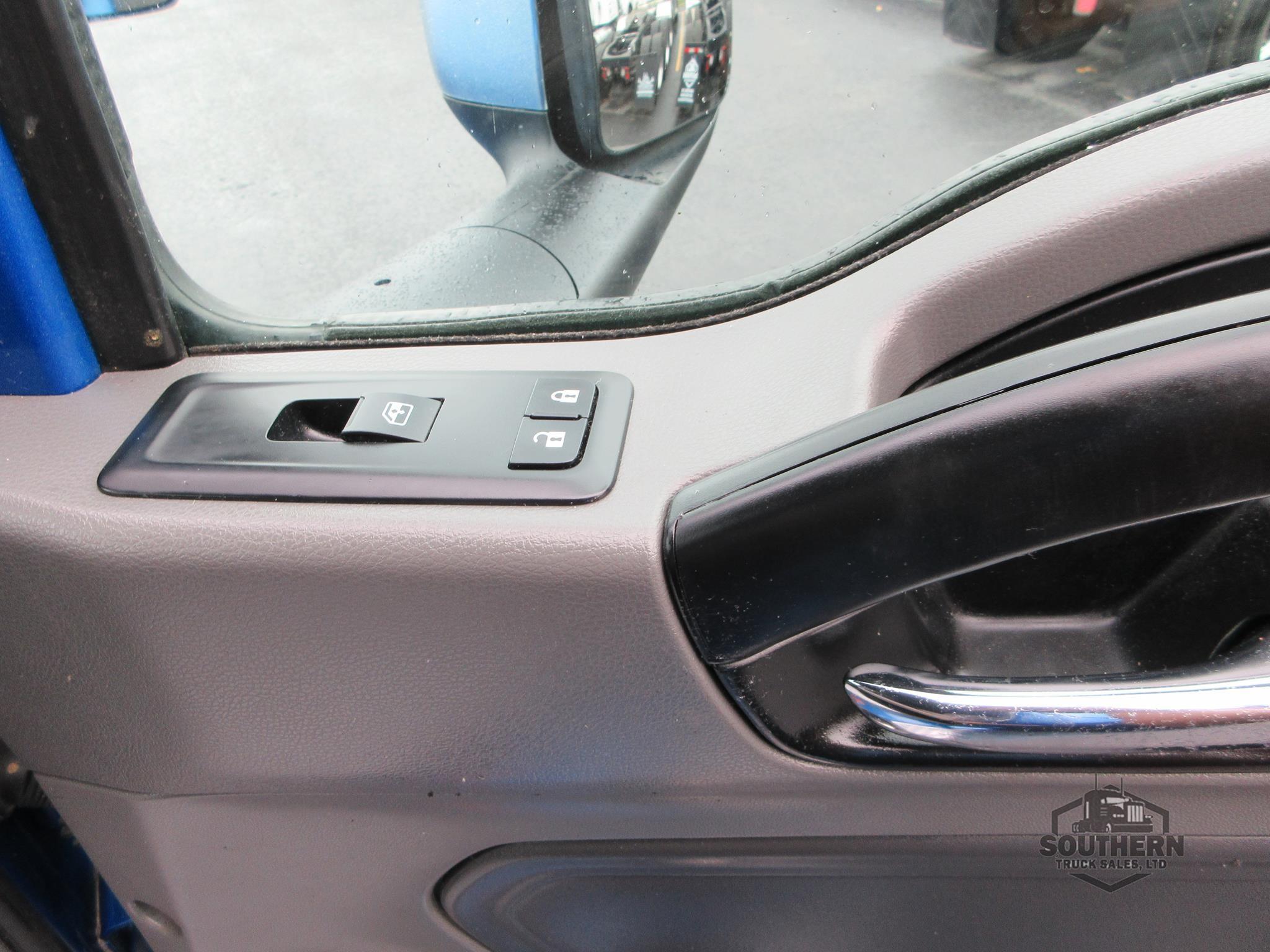 Used 2021 INTERNATIONAL LT