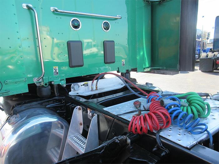 Used 2016 PETERBILT 579
