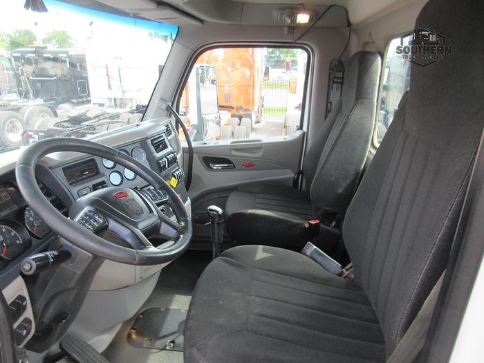 Used 2020 PETERBILT 567