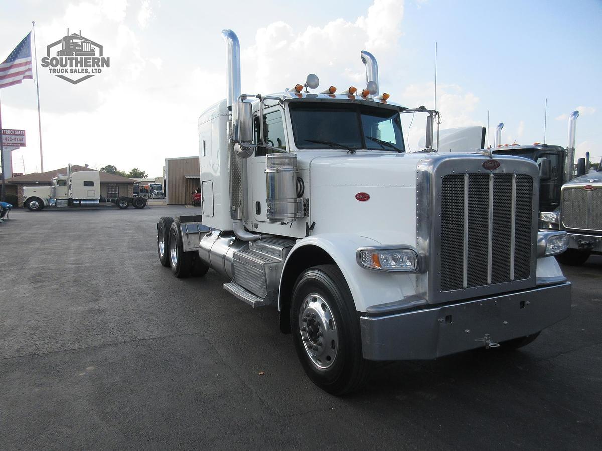 Used 2016 PETERBILT 389