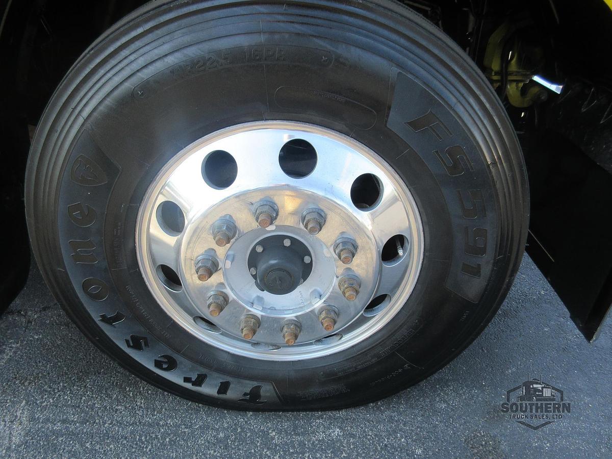 Used 2019 PETERBILT 389