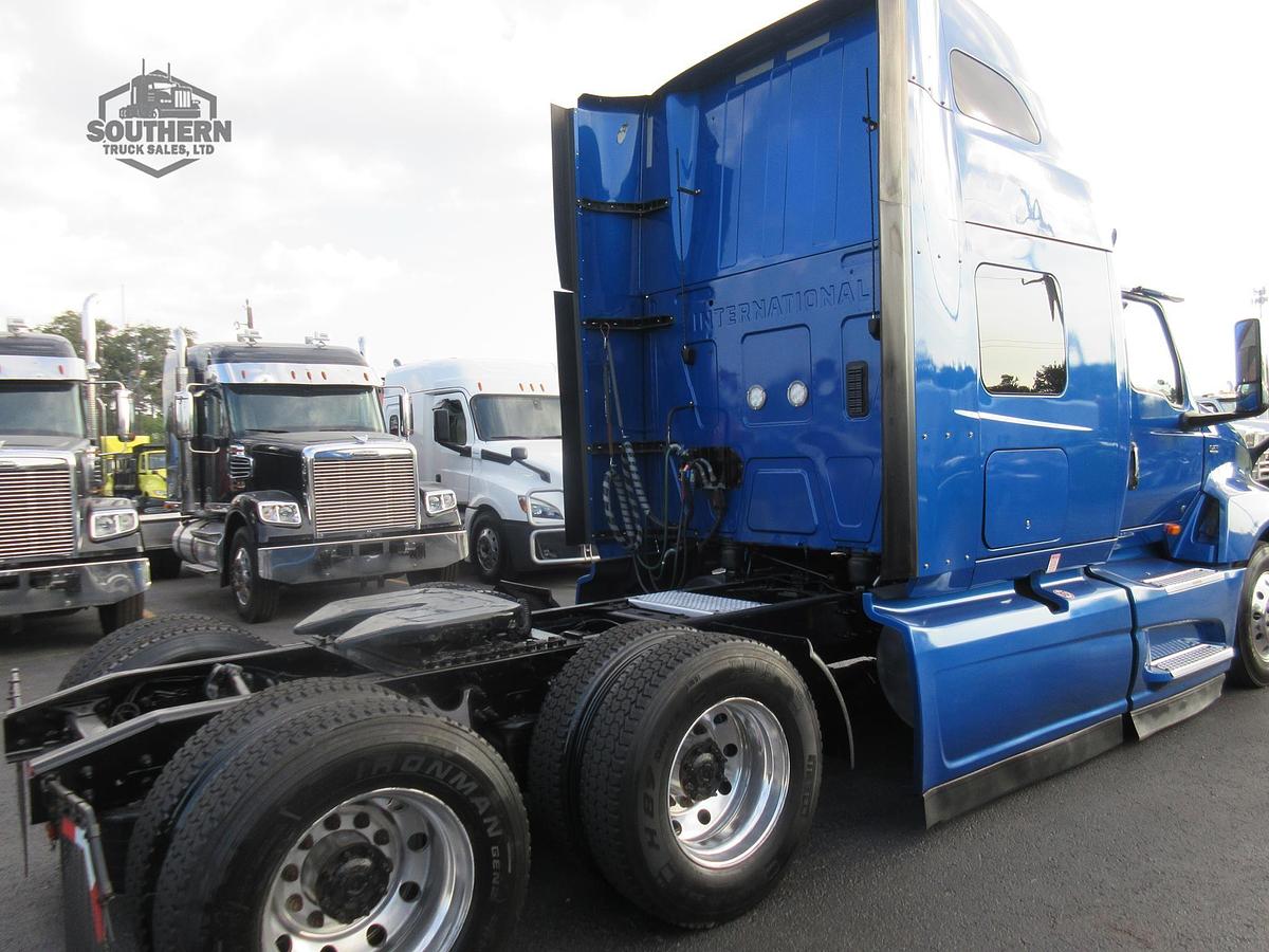 Used 2021 INTERNATIONAL LT