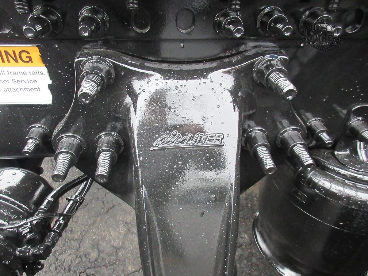 Used 2018 FREIGHTLINER CASCADIA 113