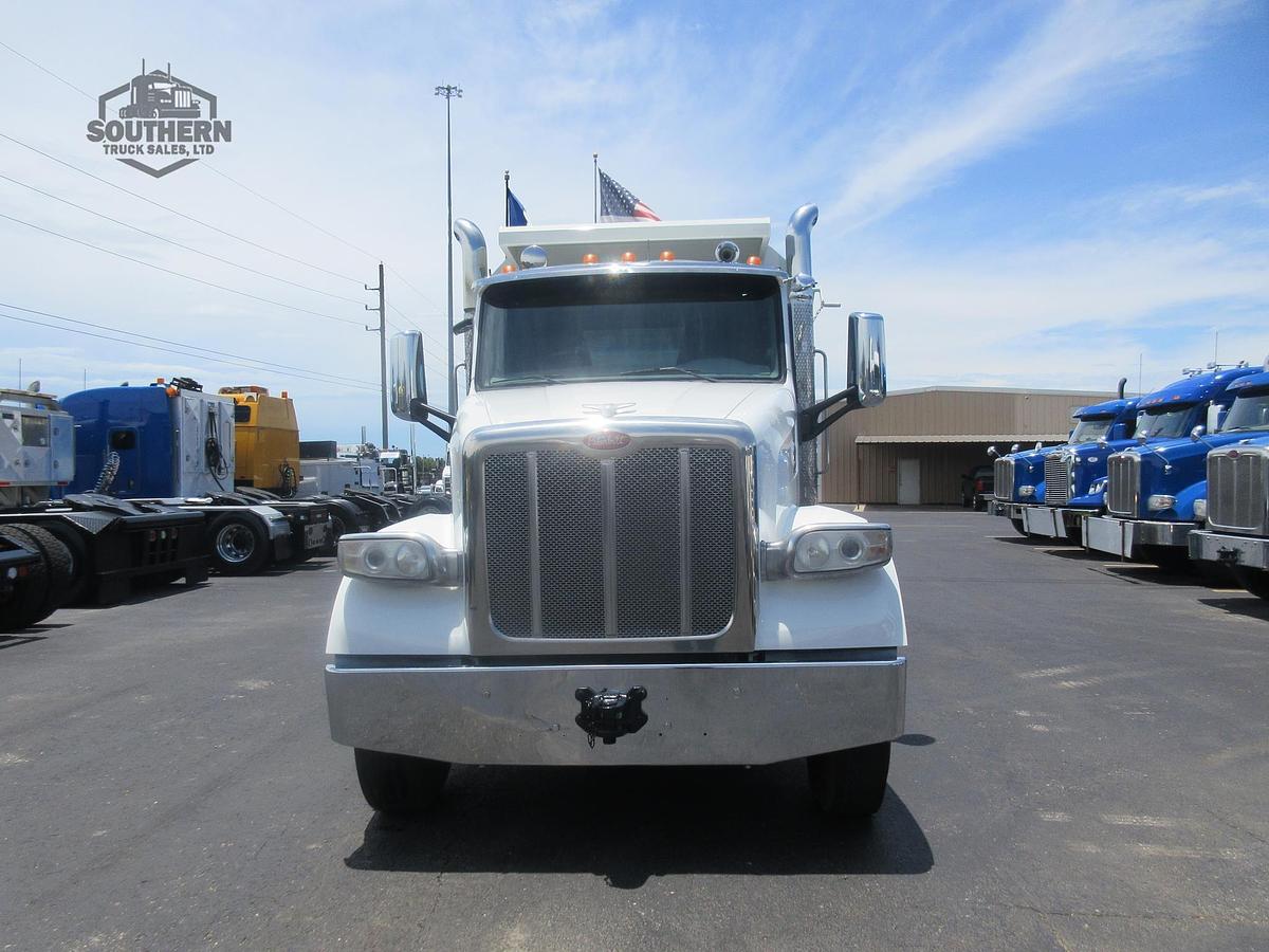 Used 2019 PETERBILT 567