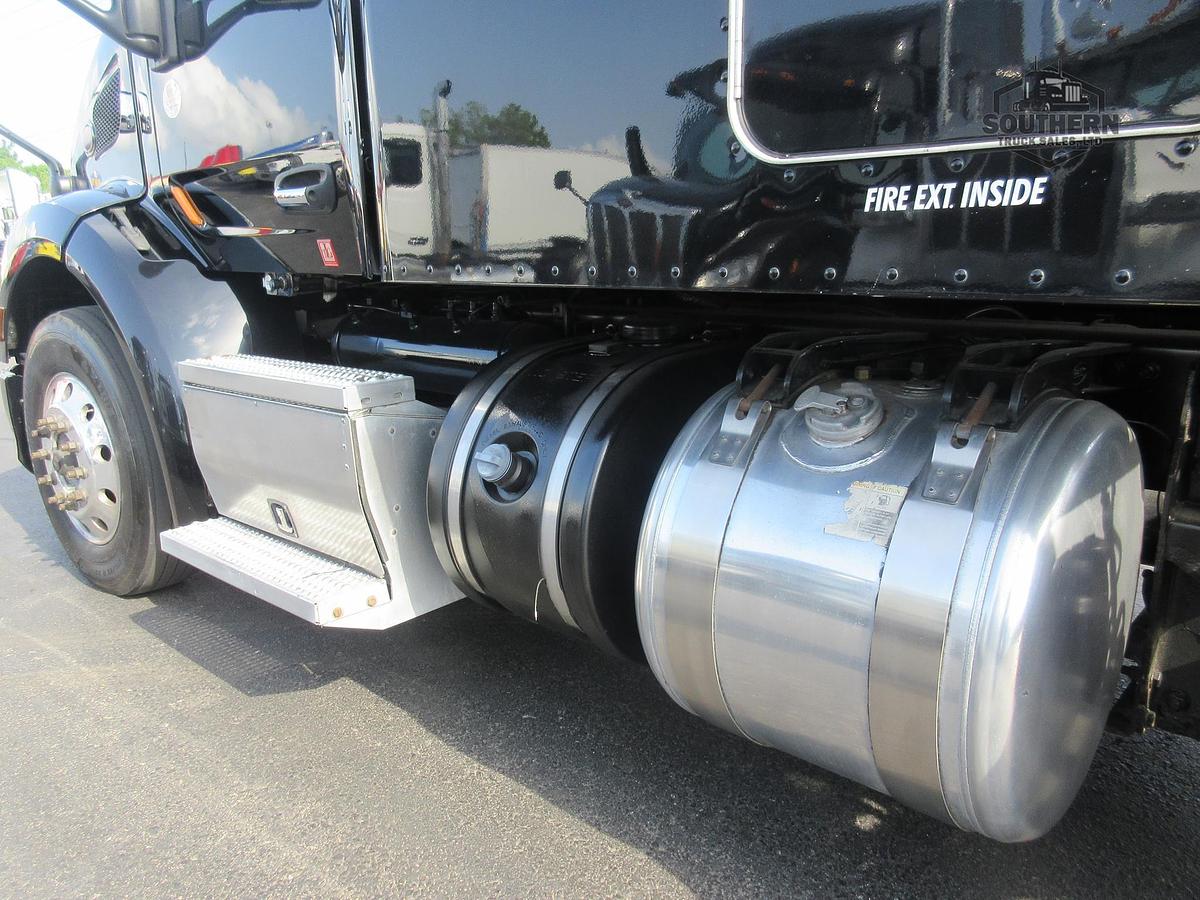 Used 2018 PETERBILT 579