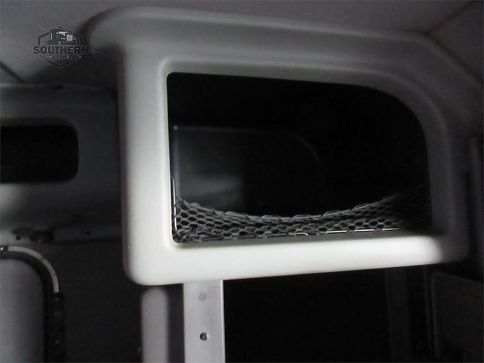 Used 2014 PETERBILT 388