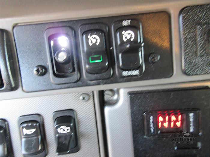 Used 2021 KENWORTH T270