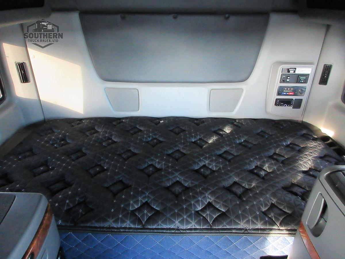 Used 2021 INTERNATIONAL LT