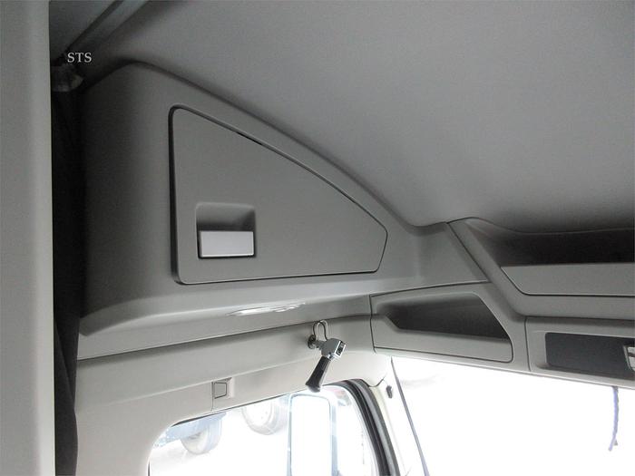 Used 2021 KENWORTH T880