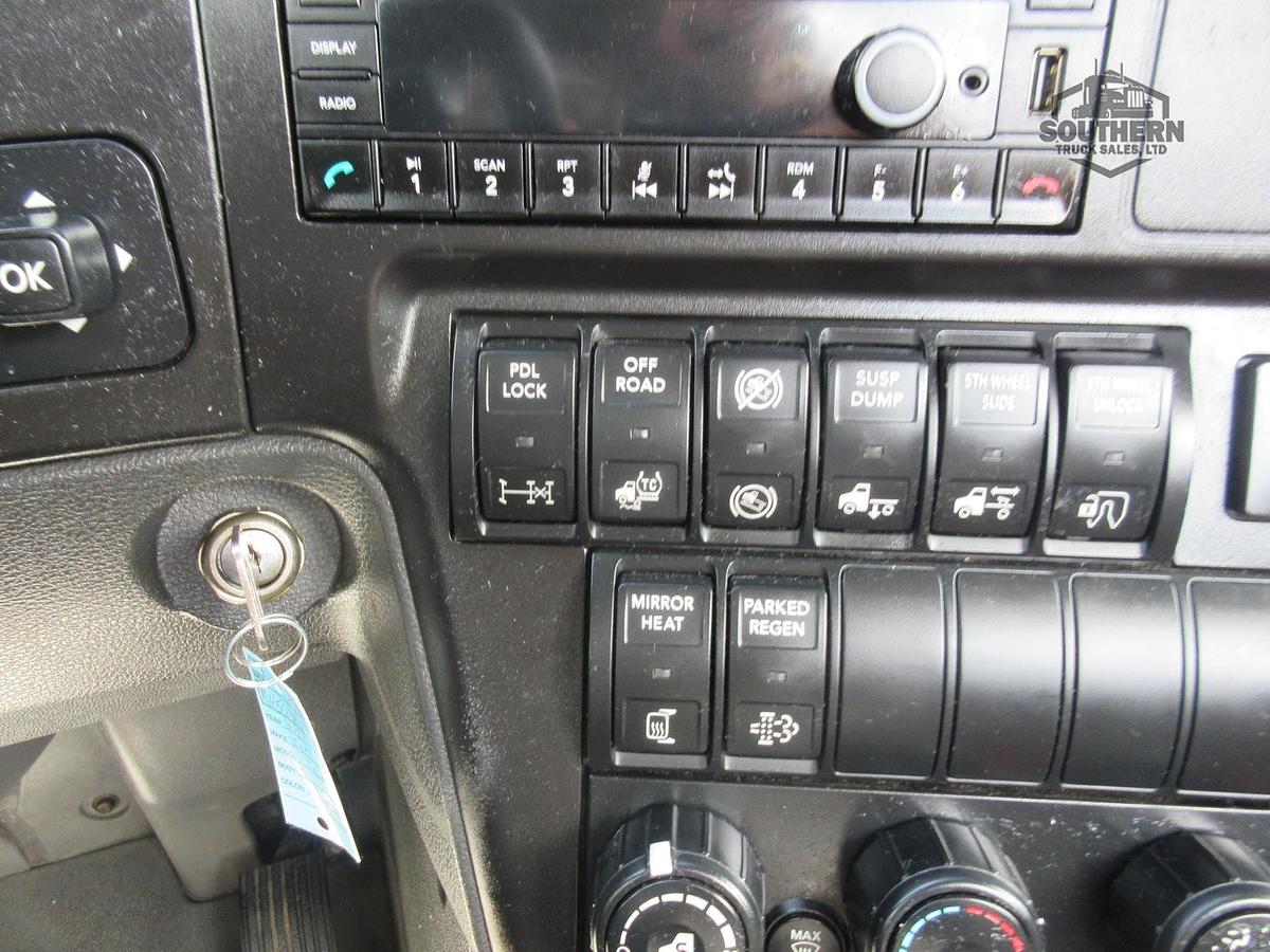 Used 2021 INTERNATIONAL LT