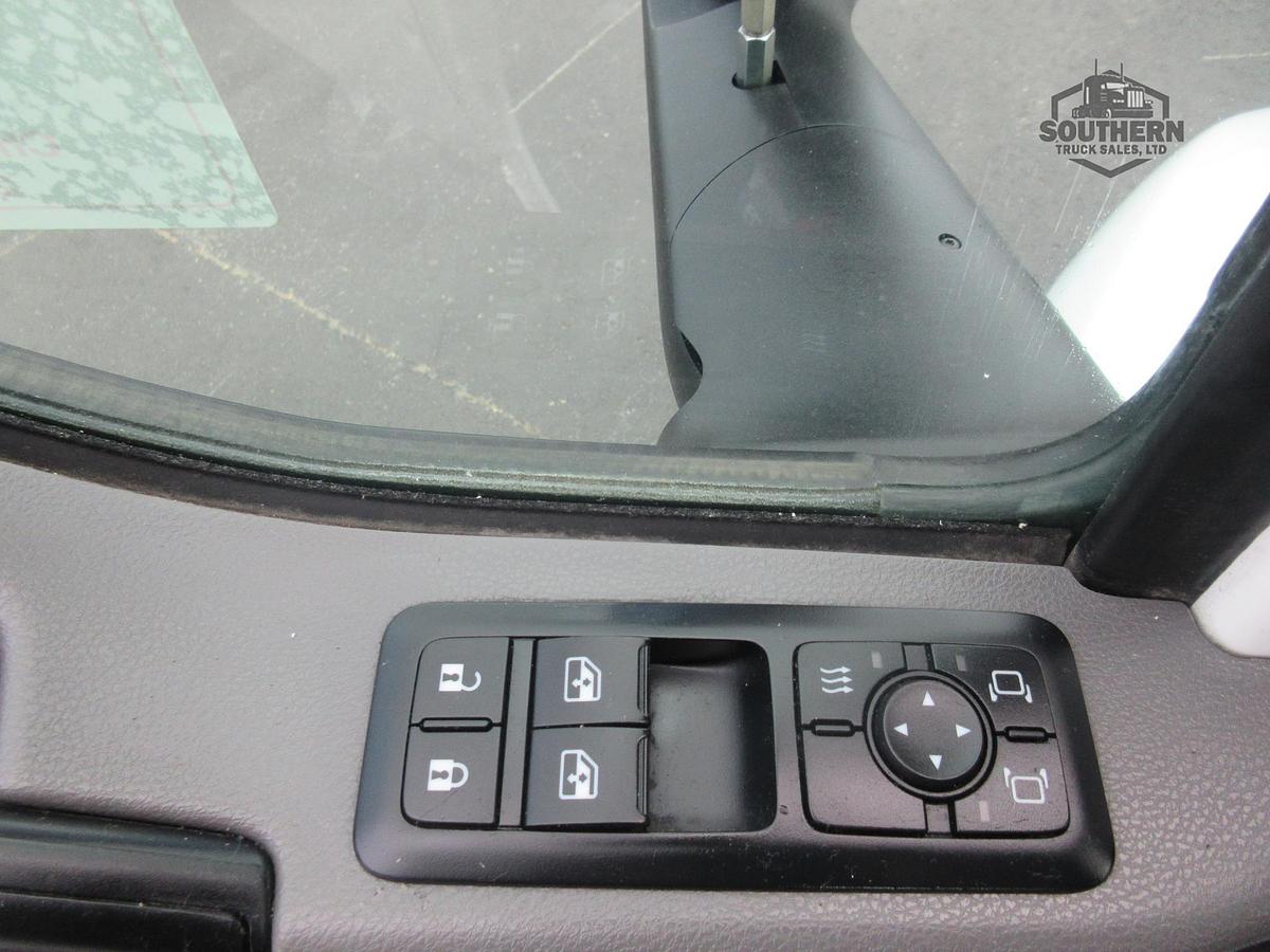 Used 2021 INTERNATIONAL LT