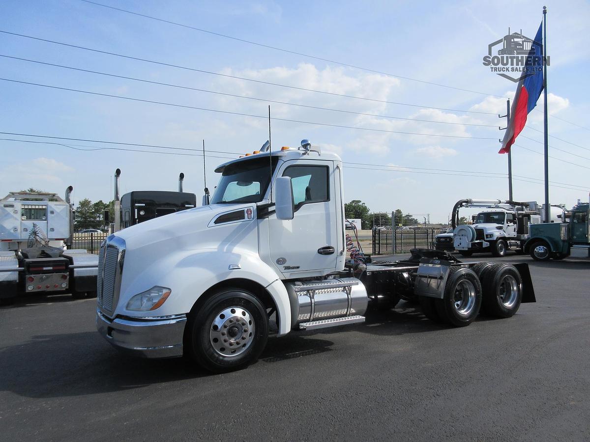 Used 2017 KENWORTH T680