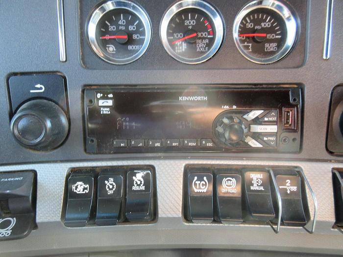 Used 2021 KENWORTH T880