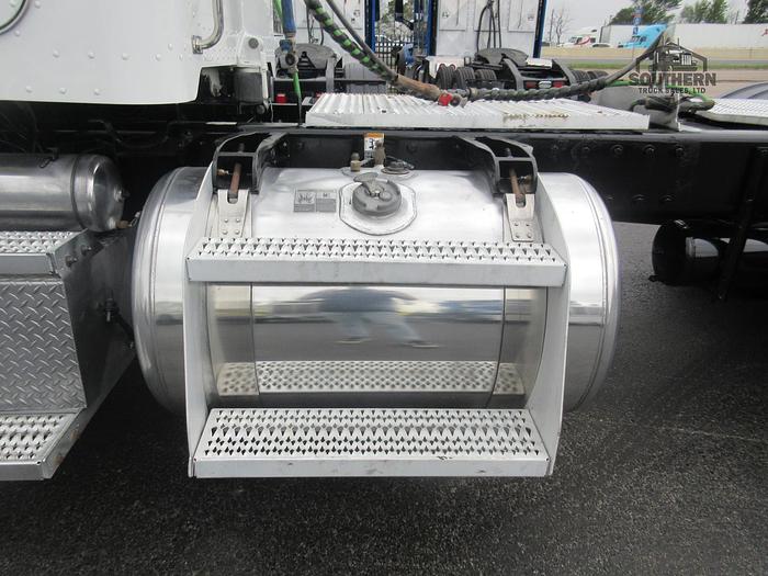 Used 2019 PETERBILT 389