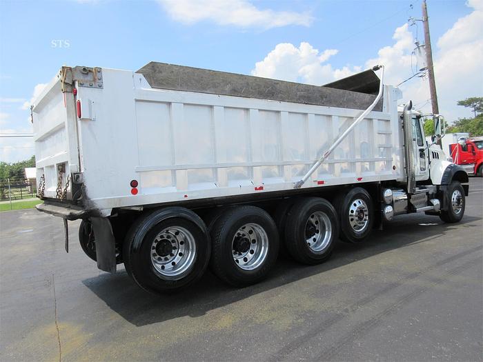 Used 2013 MACK GRANITE GU713