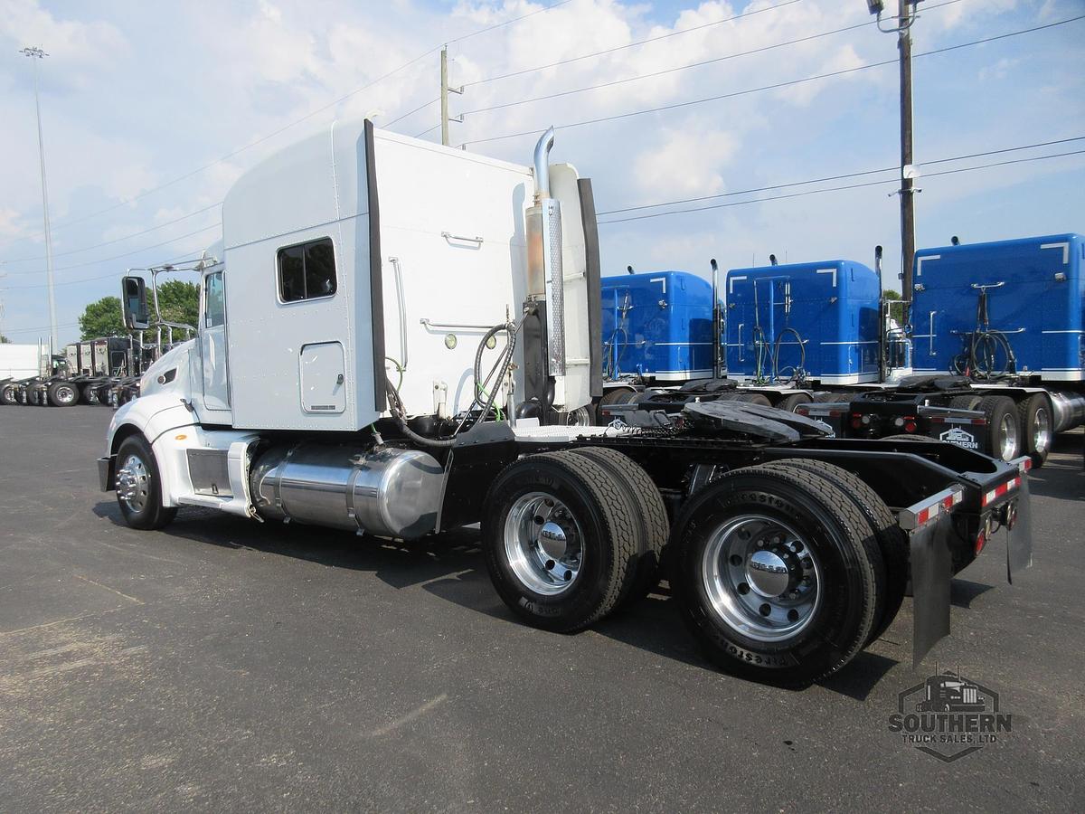 Used 2015 PETERBILT 386
