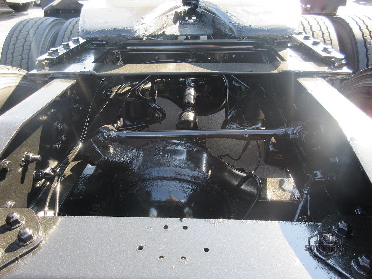Used 2020 FREIGHTLINER CASCADIA 126