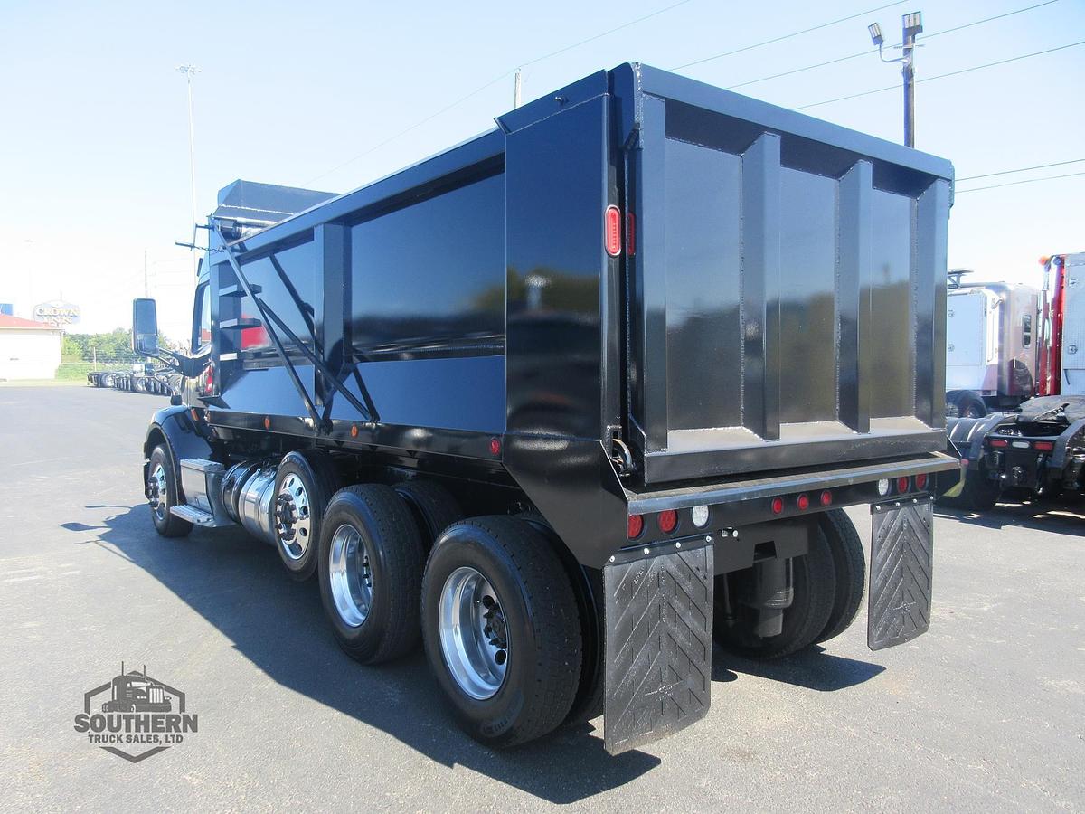 Used 2018 PETERBILT 579