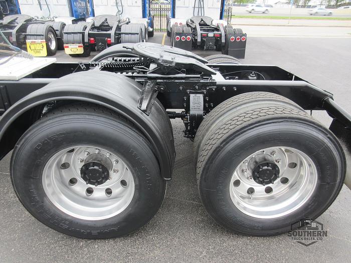 Used 2019 PETERBILT 389