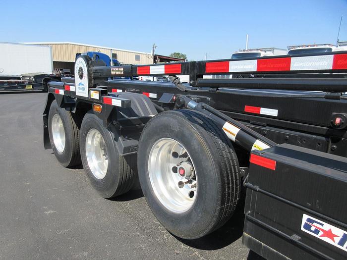 Used 2013 PETERBILT 348