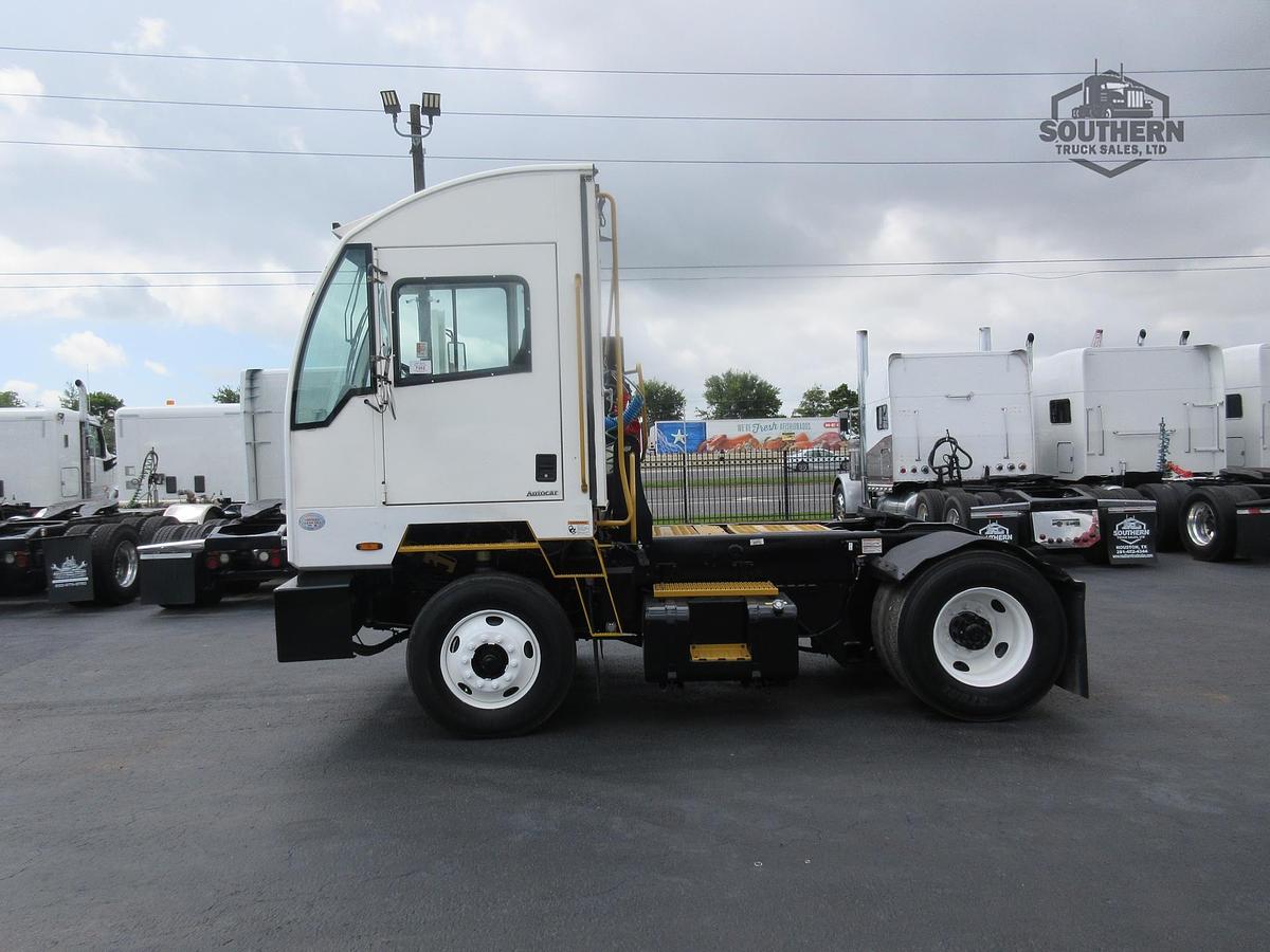Used 2022 AUTOCAR XSPOTTER ACTT