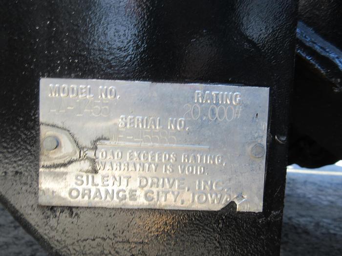 Used 2013 PETERBILT 348