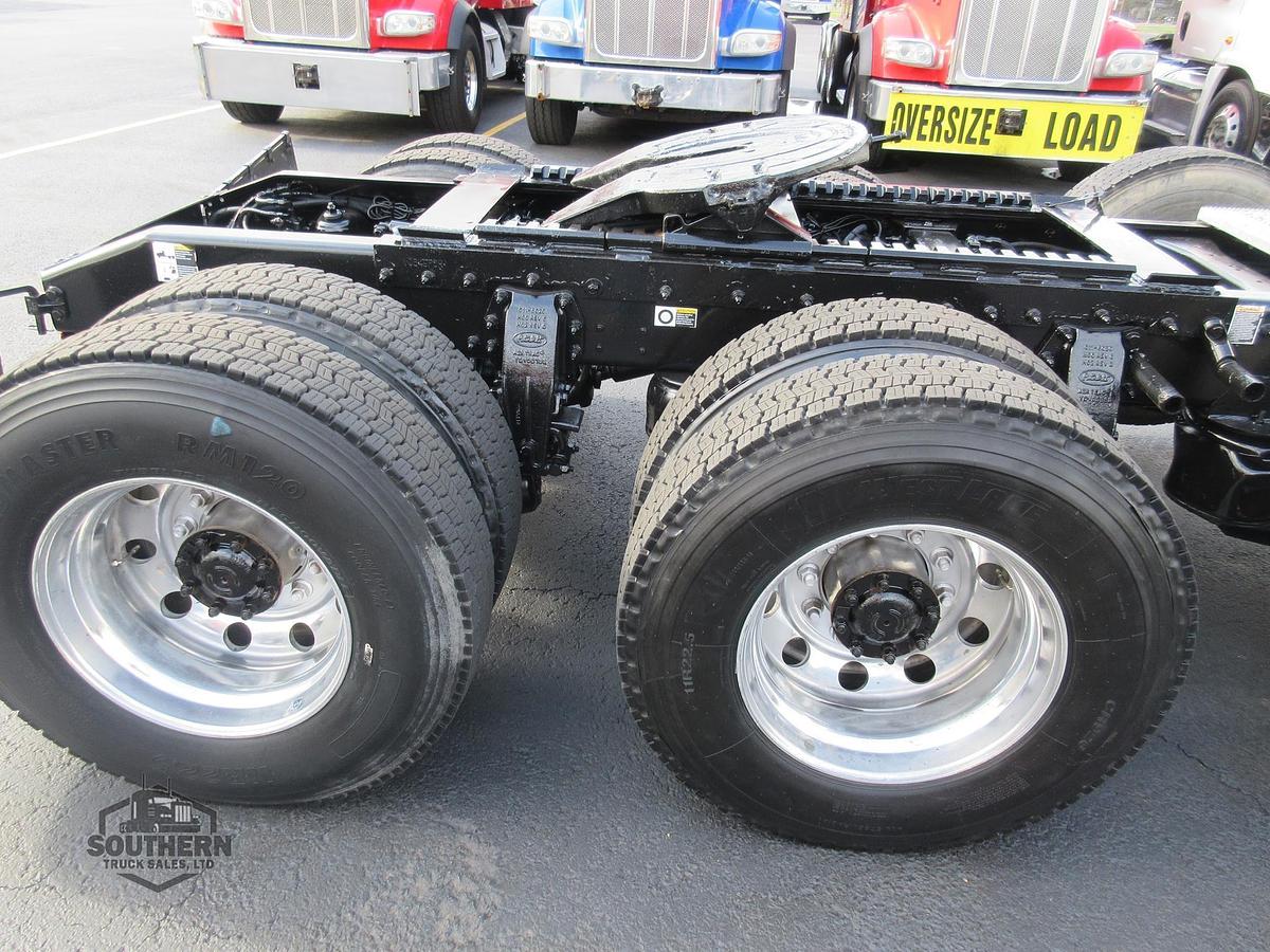 Used 2019 PETERBILT 567