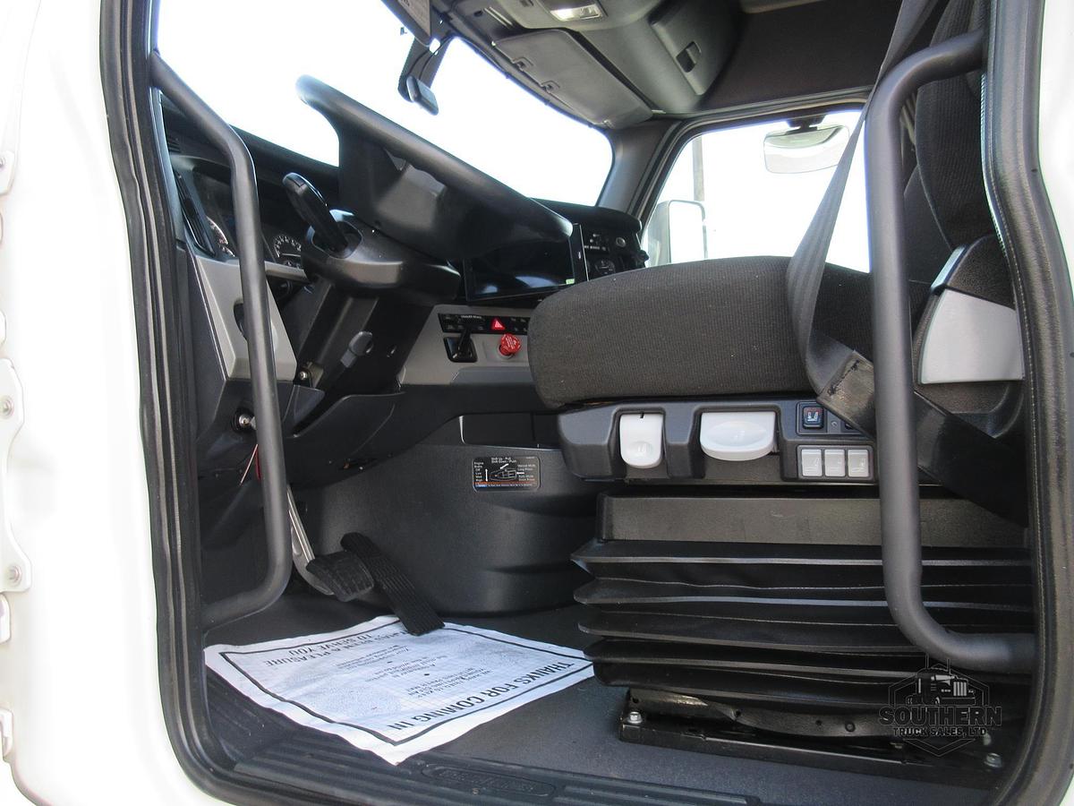 Used 2022 FREIGHTLINER CASCADIA 126