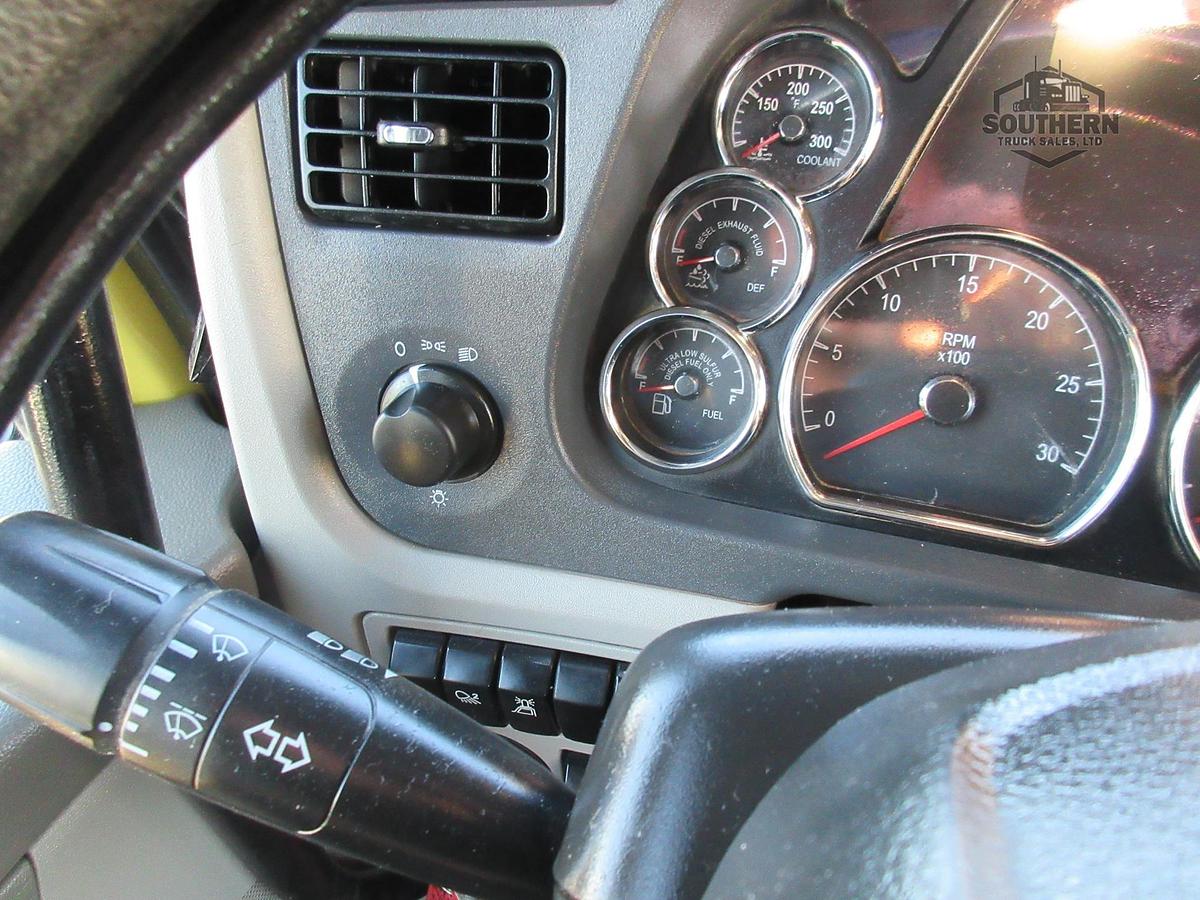 Used 2020 PETERBILT 567