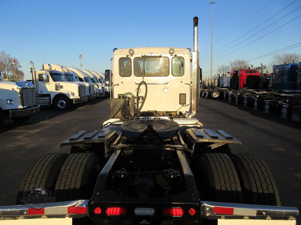 Used 2022 PETERBILT 567
