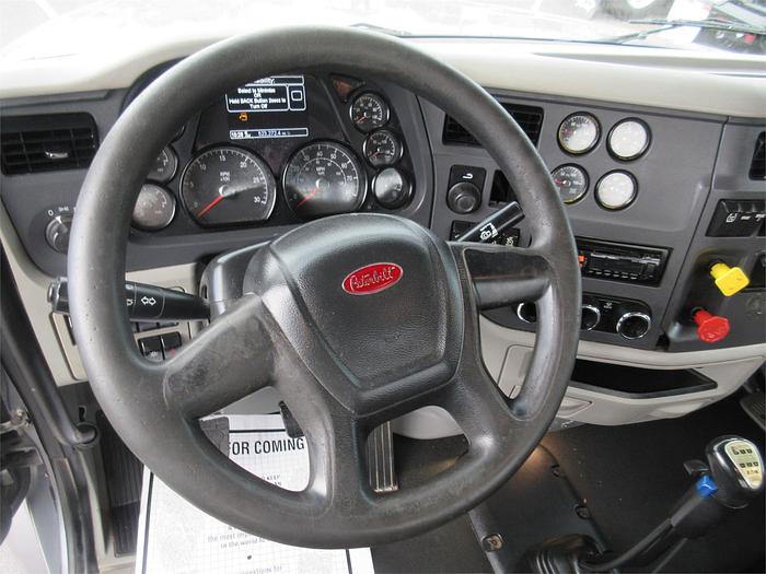Used 2020 PETERBILT 567
