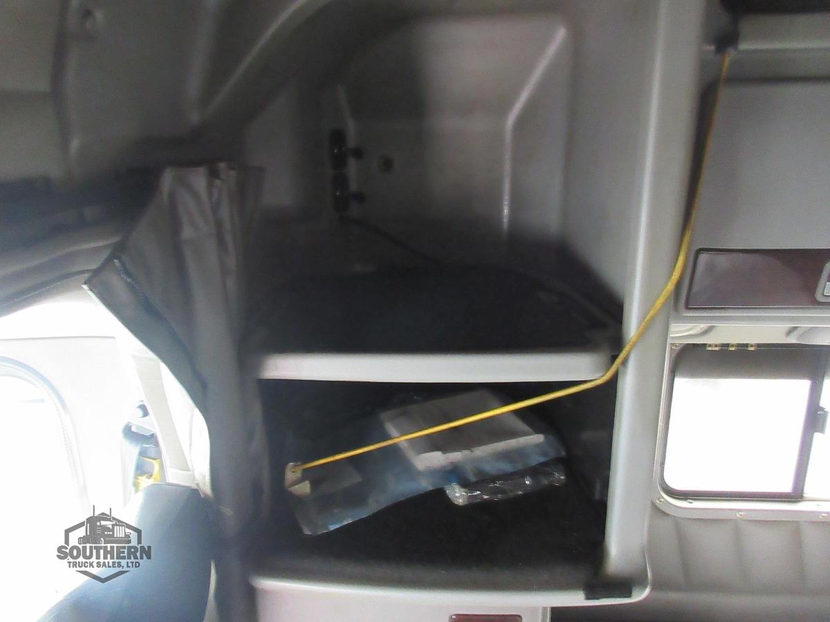 Used 2020 PETERBILT 389