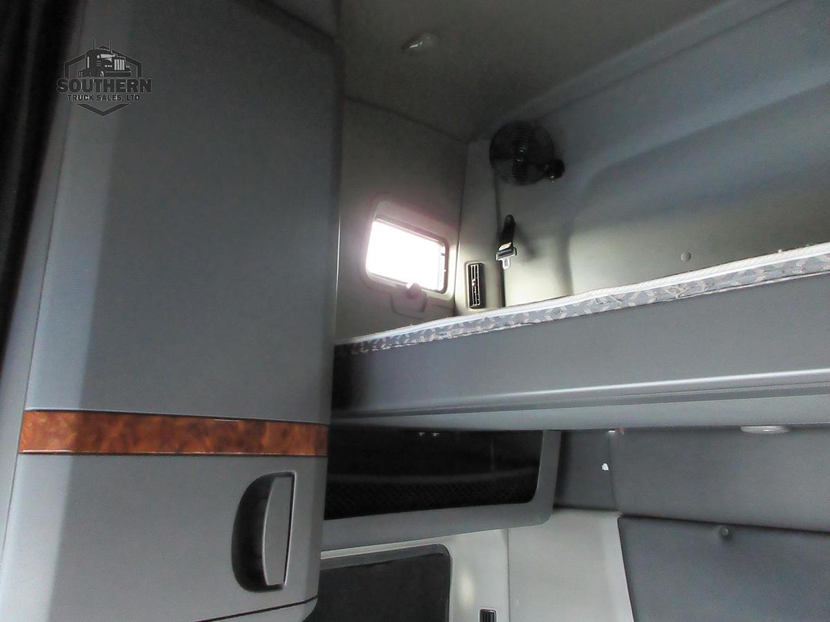 Used 2021 INTERNATIONAL LT