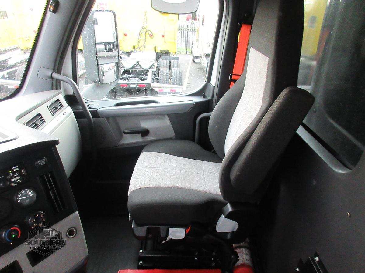 Used 2020 FREIGHTLINER CASCADIA 126