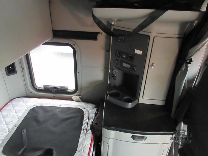 Used 2018 PETERBILT 579