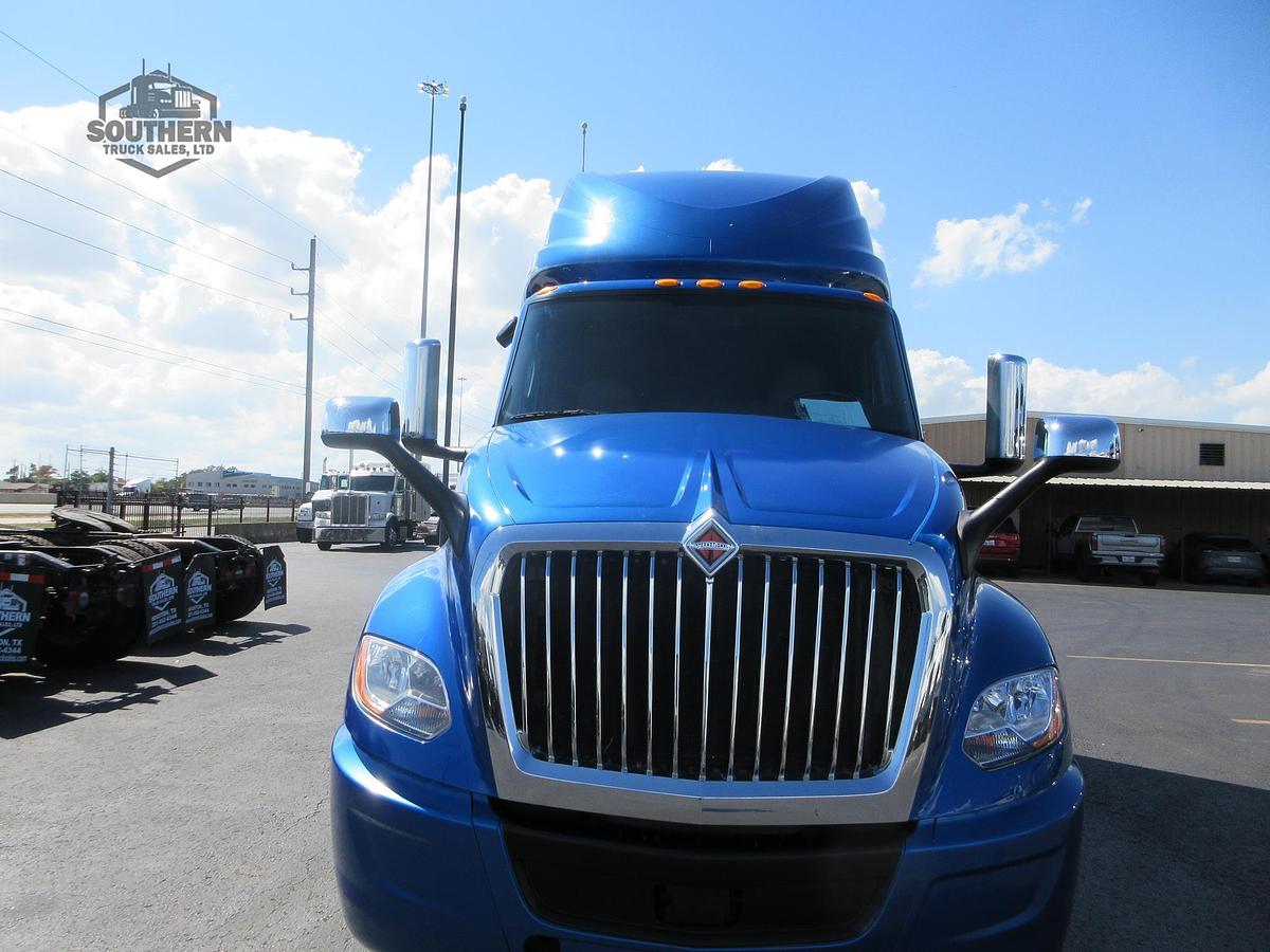 Used 2021 INTERNATIONAL LT