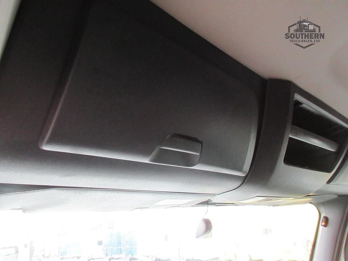 Used 2020 FREIGHTLINER CASCADIA 126