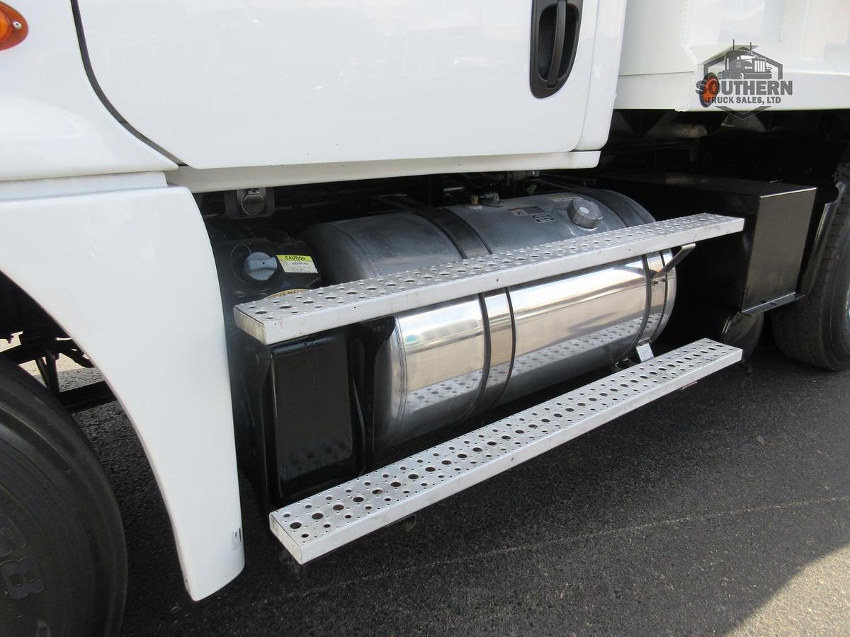 Used 2019 FREIGHTLINER CASCADIA 125