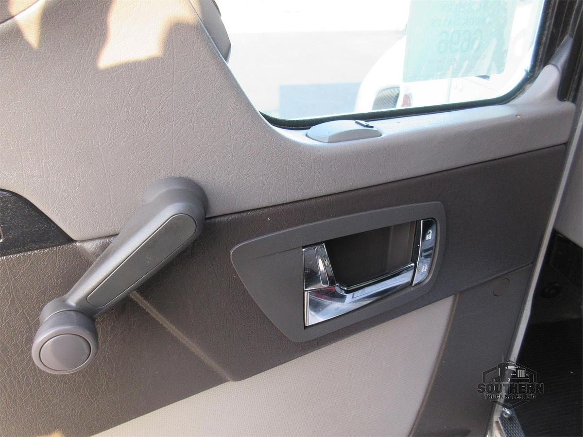 Used 2021 KENWORTH T270